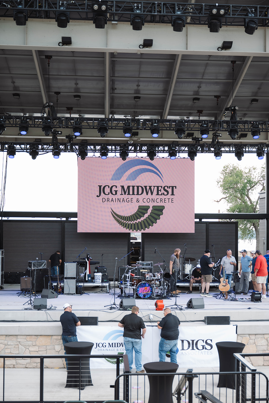JCG Midwest X Digs/Devon Event