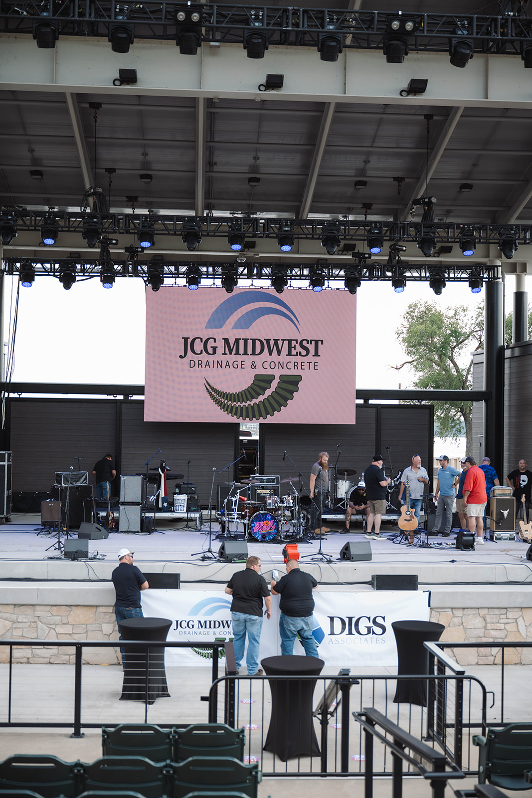 JCG Midwest X Digs/Devon Event